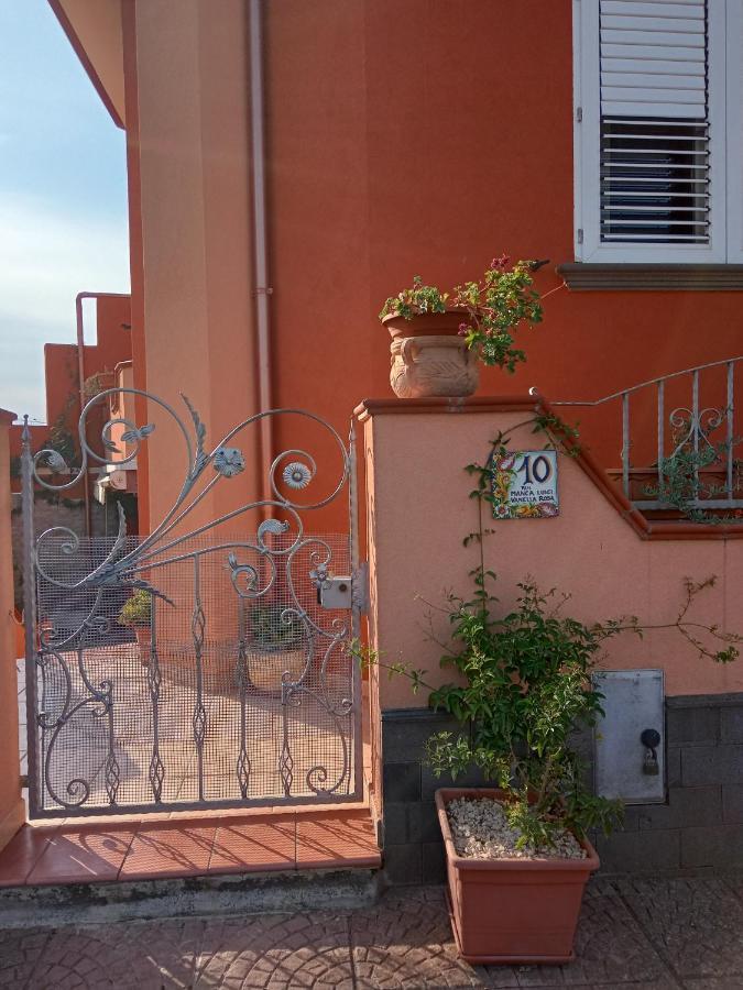 Casa Vacanza Le 2 Isole Suni المظهر الخارجي الصورة